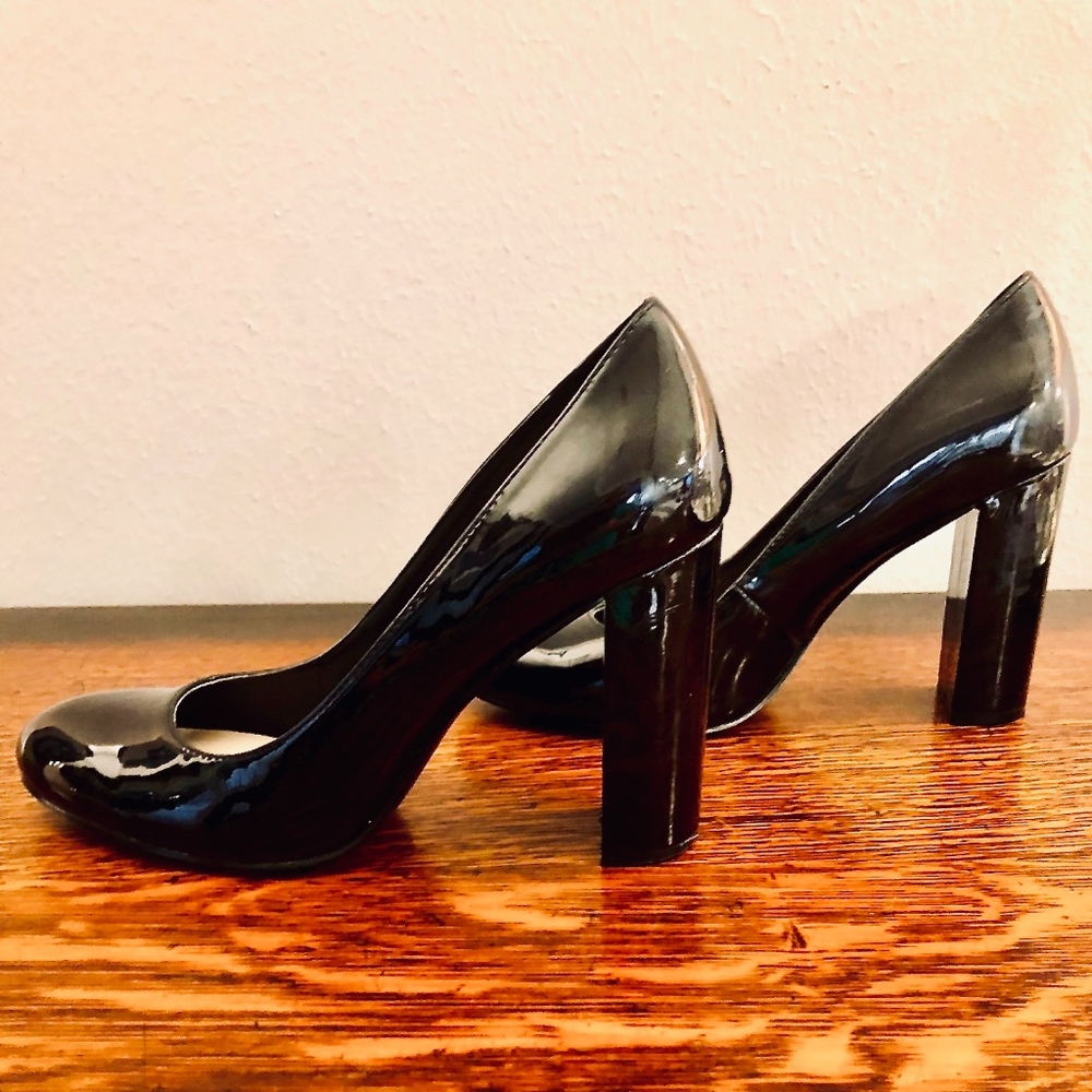 Nine West Black Block Heels (size 7.5)